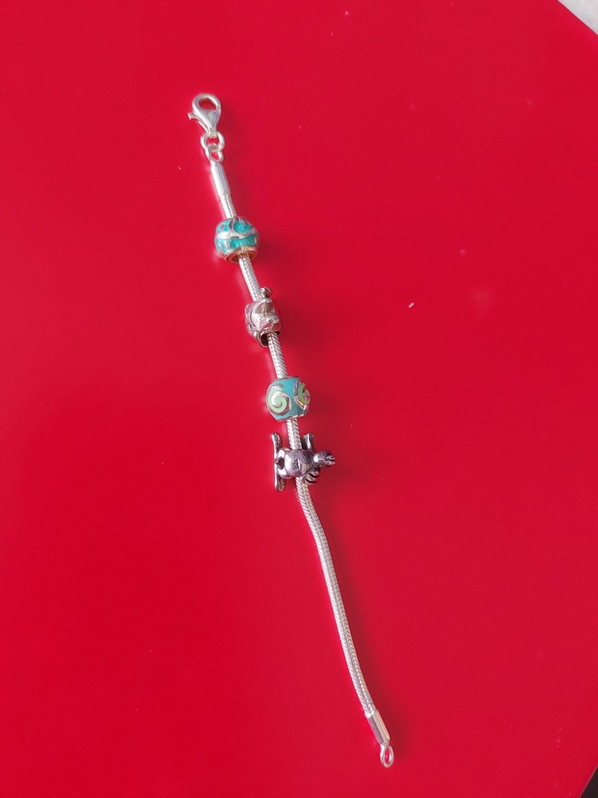 Zilveren kinderarmbandje 12cm met 4 bedels, Sieraden, Tassen en Uiterlijk, Ophalen of Verzenden