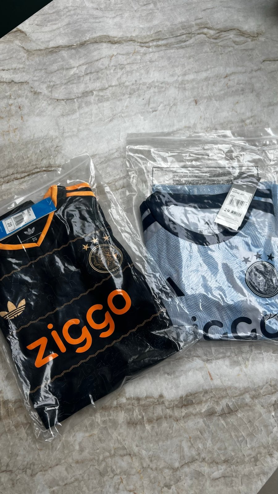 Ajax tenue voor kinderen - shirt en broek maat 128, Ophalen of Verzenden, Gebruikt, Jongen