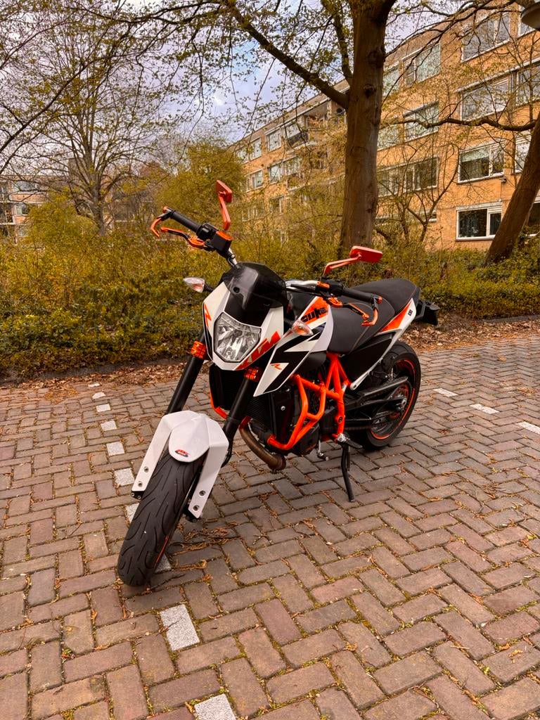 KTM Duke 690 R (A2) rijdt op vol vermogen stage 1, Motoren, Motoren | KTM, Particulier, Naked bike