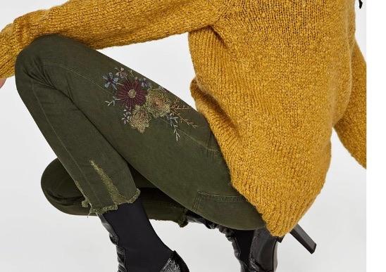 Zara groene skinny broek met borduursel maat 36, Zara, Ophalen of Verzenden, Zo goed als nieuw, Maat 36 (S)