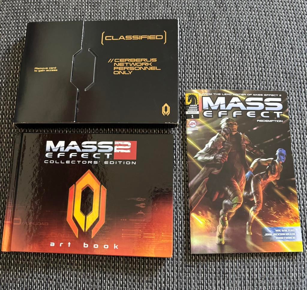 Mass Effect 2 Art Book en Redemption Comic  Excl verzenden, Ophalen of Verzenden, Zo goed als nieuw, Boek of Catalogus