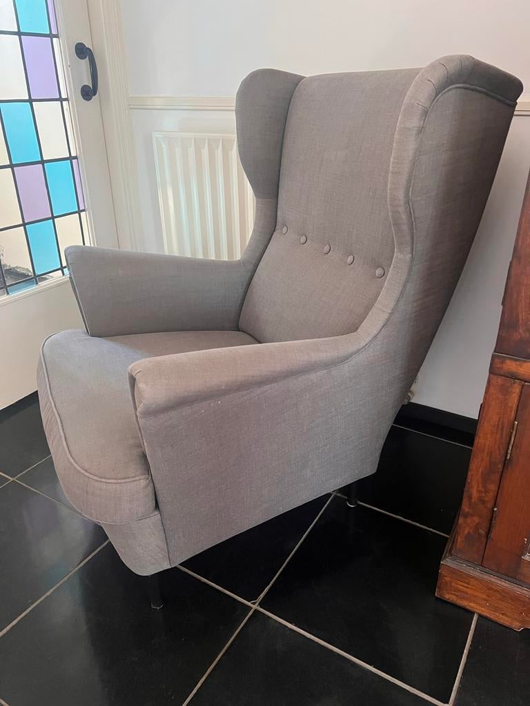 IKEA Strandmon fauteuil grijs - oorfauteuil Z.g.a.n., Huis en Inrichting, Fauteuils, Ophalen, 75 tot 100 cm, Zo goed als nieuw