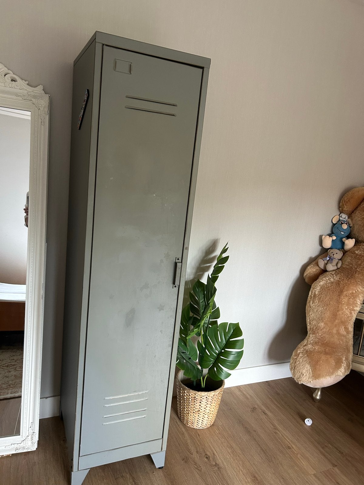 WOOOD metale lockerkast in staalgrijs, Huis en Inrichting, Kasten | Lockerkasten, Ophalen, Gebruikt