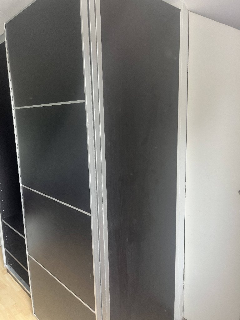 Kledingkast met schuif deur en spiegel ikea, Huis en Inrichting, Kasten | Kledingkasten, Ophalen, Met deur(en), Gebruikt, 150 tot 200 cm