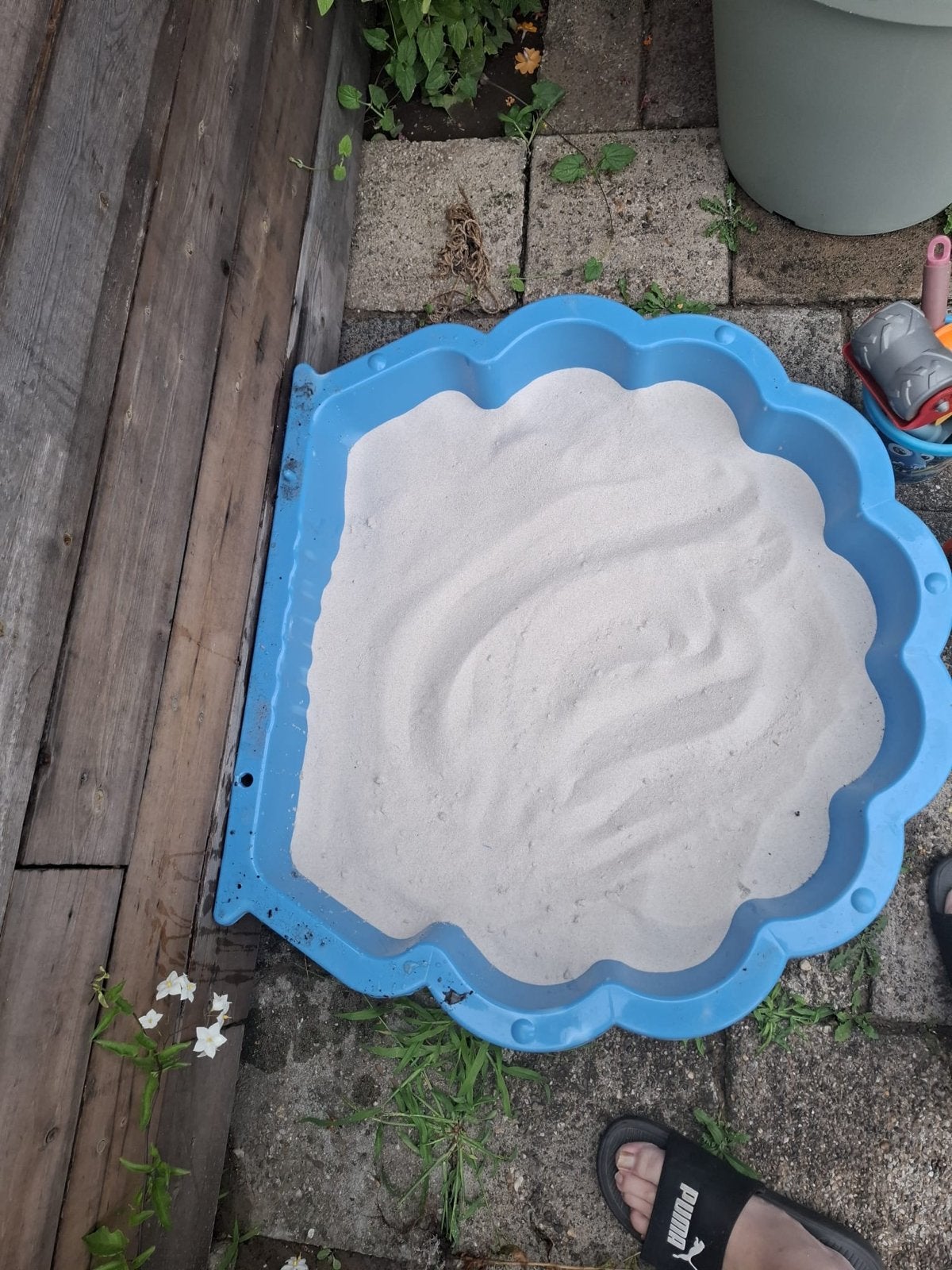 Blauwe schelp zandbak/zwembadje, Kinderen en Baby's, Speelgoed | Buiten | Zandbakken, Ophalen, Zo goed als nieuw