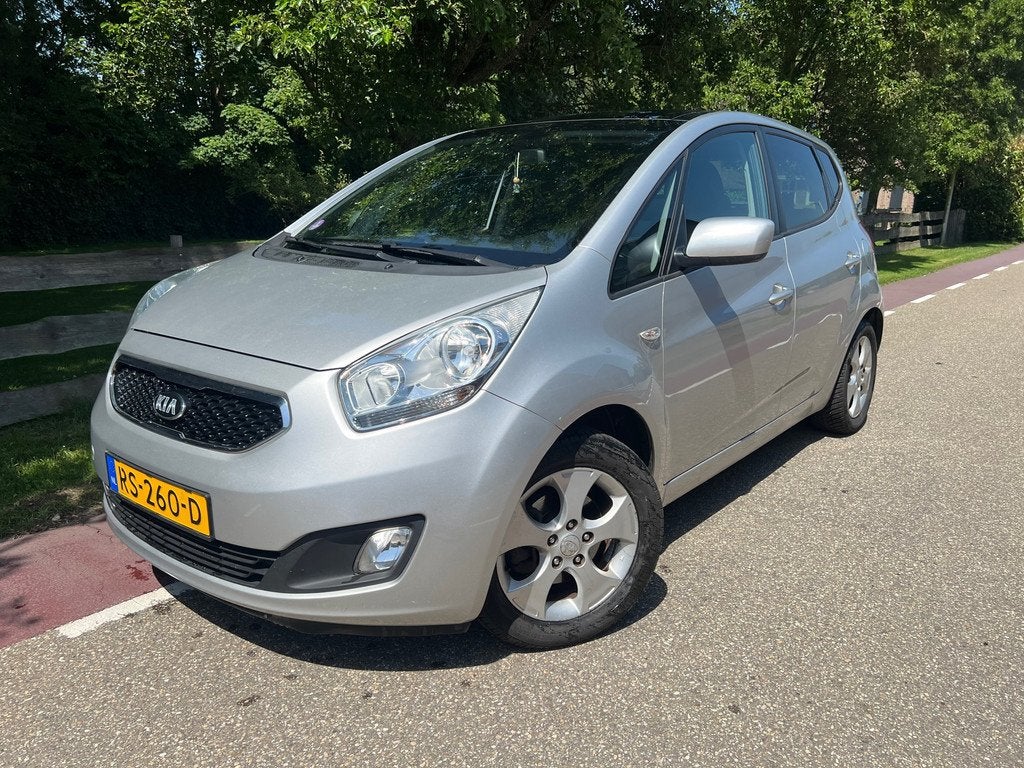 Kia Venga 1.4 CVVT Plus Pack Trekhaak Clima, Auto's, Kia, Voorwielaandrijving, Euro 5, Stof, Gebruikt