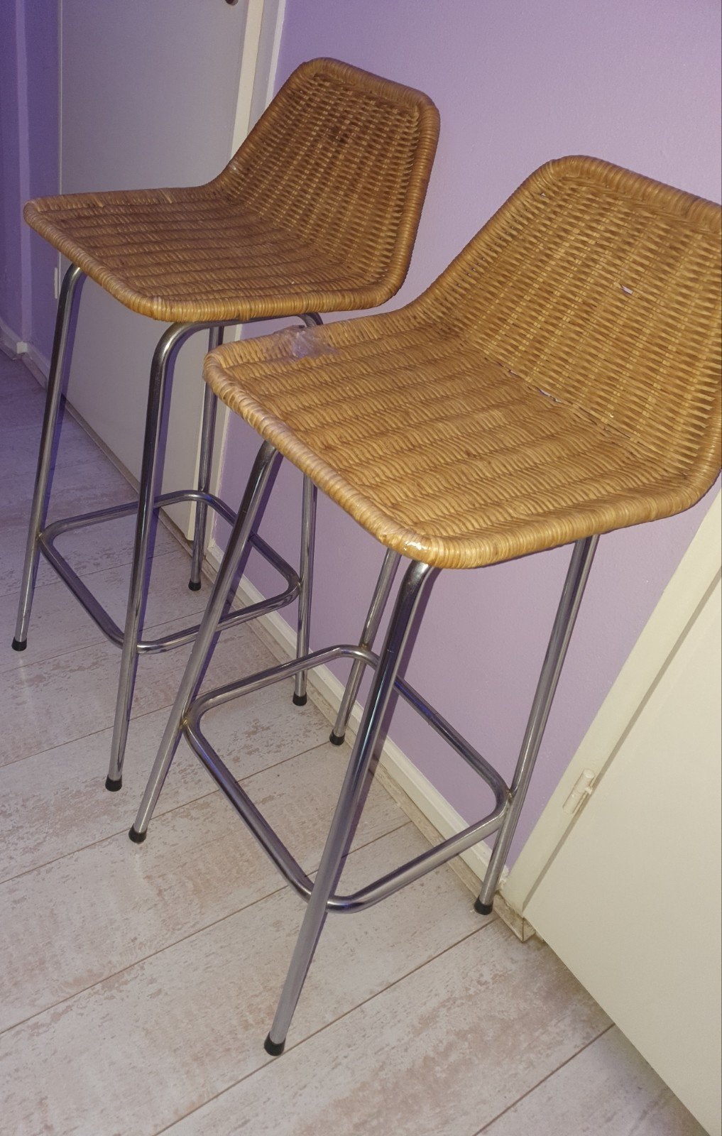 Barkrukken Vintage Rotan Rohe Noordwolde Diek van Sliedregt, Huis en Inrichting, Ophalen, Gebruikt, Met voetsteun, 60 tot 90 cm