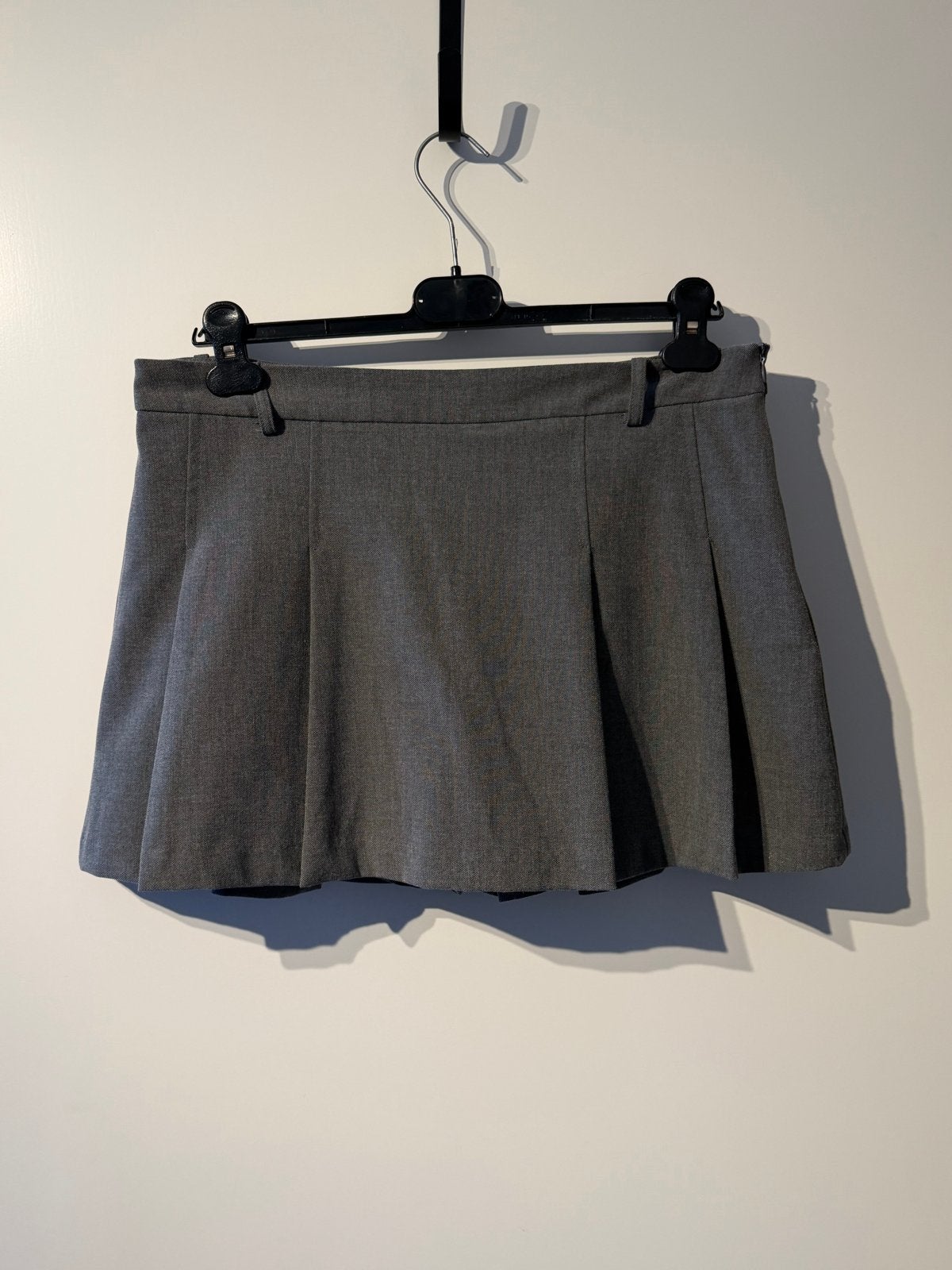 Zara - Grijze Geplooide Broekrok | Maat L, Kort, Zara, Maat 42/44 (L), Ophalen of Verzenden