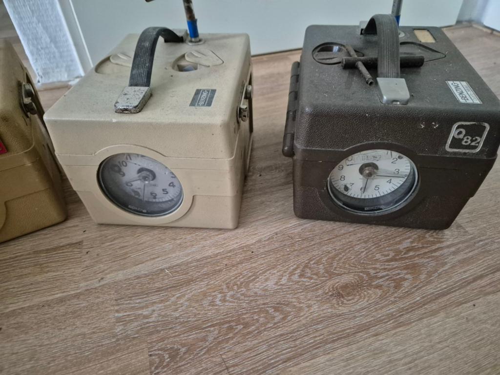 Vintage Benzing duivenklokken - set van 4, Antiek en Kunst, Ophalen