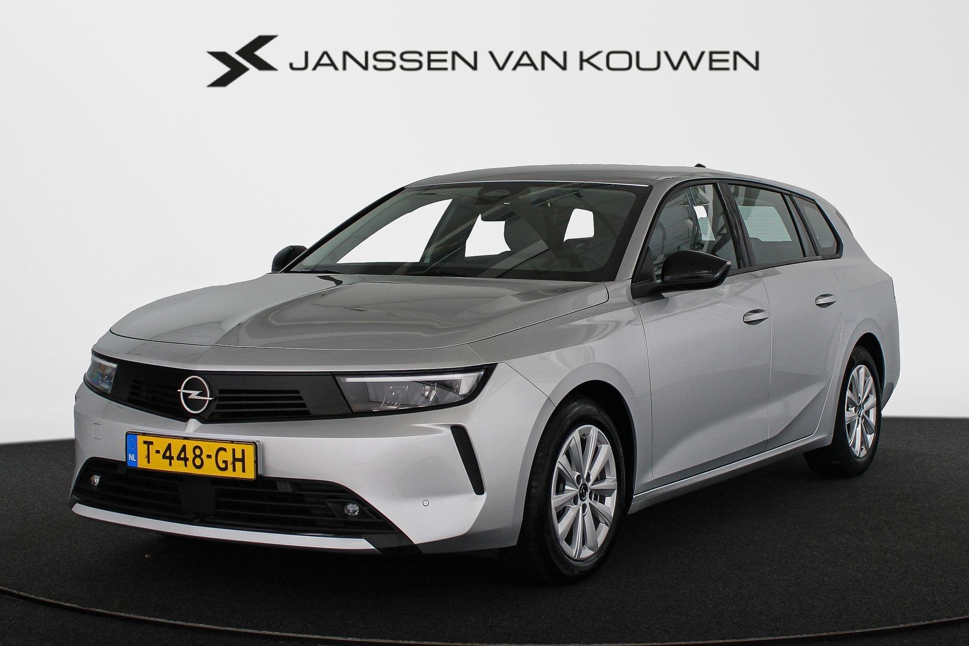 Opel Astra Sports Tourer 1.2 Edition / Camera / Apple CarPla