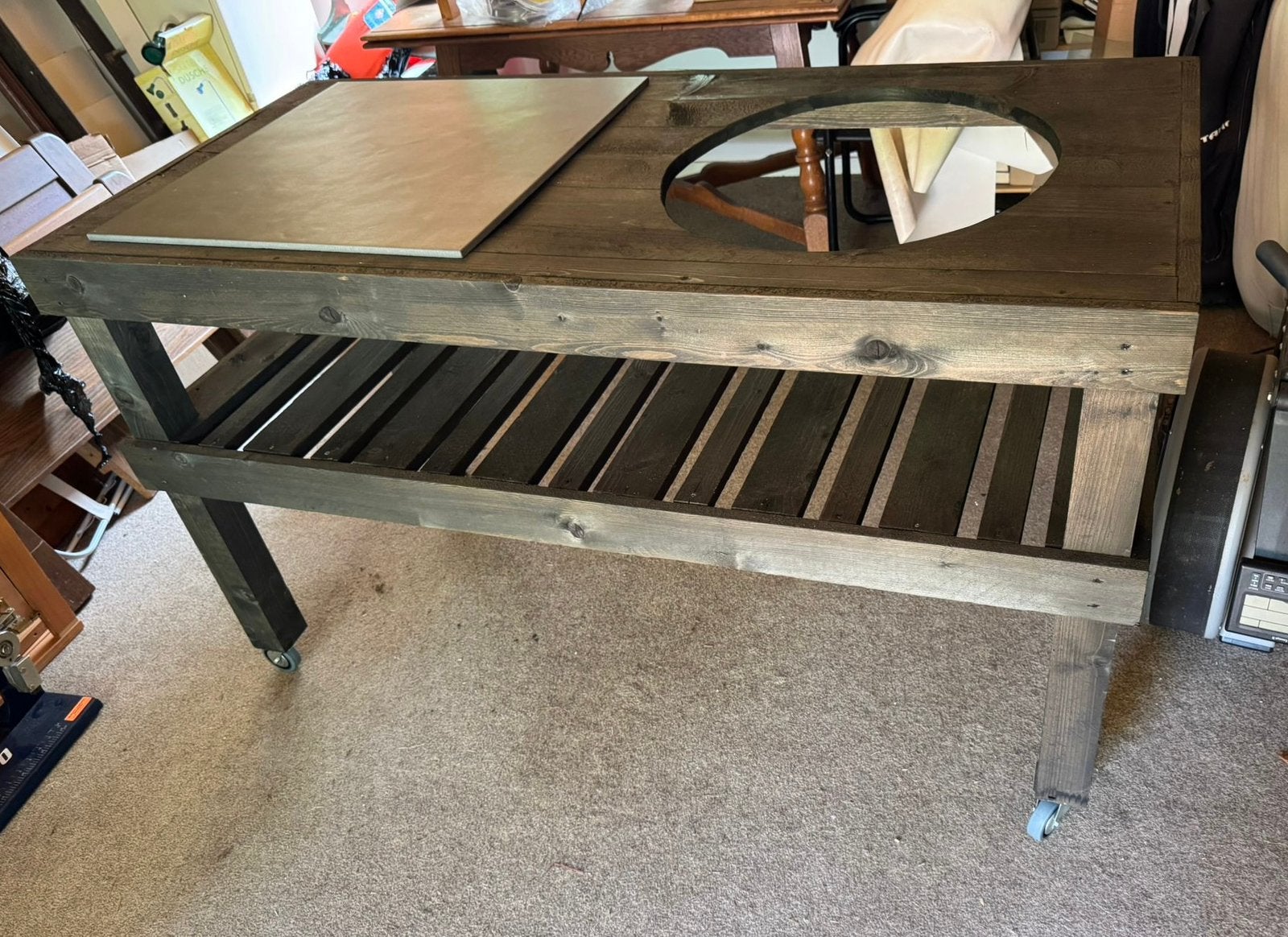 Kamado tafel, Ophalen, Houtskool