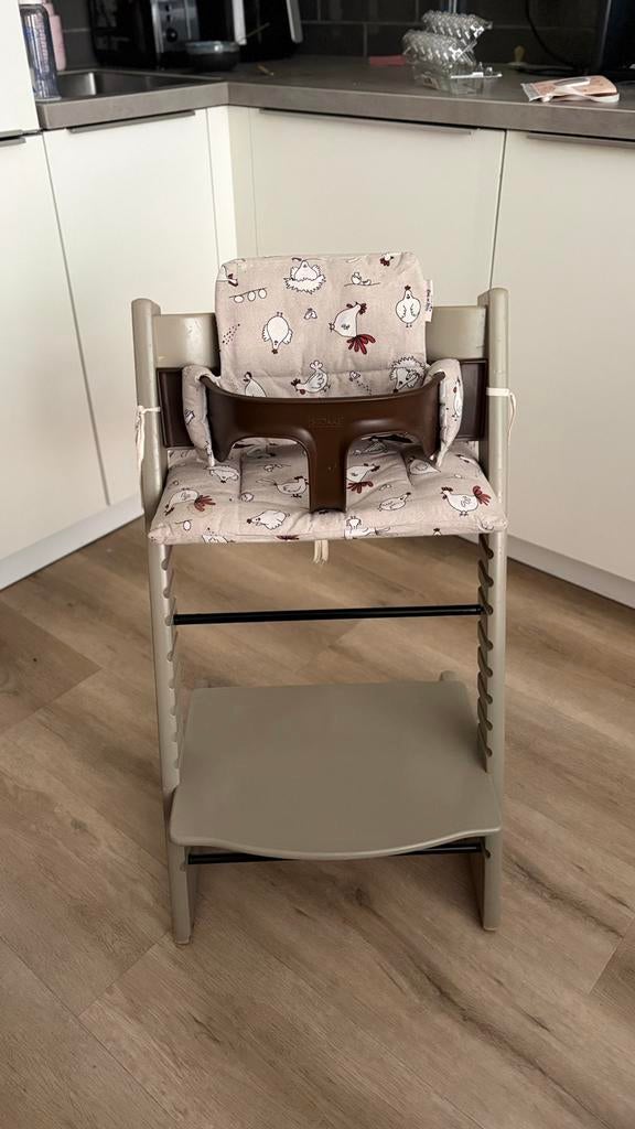Stokke Tripp Trapp met beugel & kussenset, Ophalen, Gebruikt, Meegroeistoel