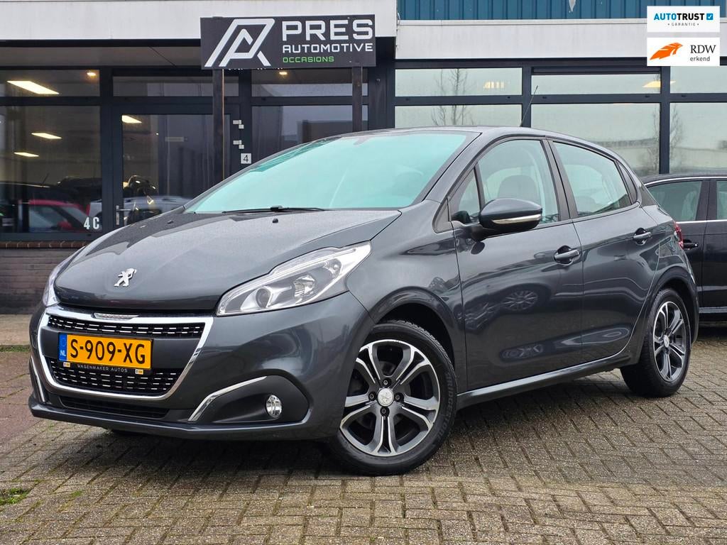 Peugeot 208 1.2 PureTech Blue Lion |AIRCO|CRUISE|NAVI|LMV, Voorwielaandrijving, Stof, Gebruikt, 1199 cc