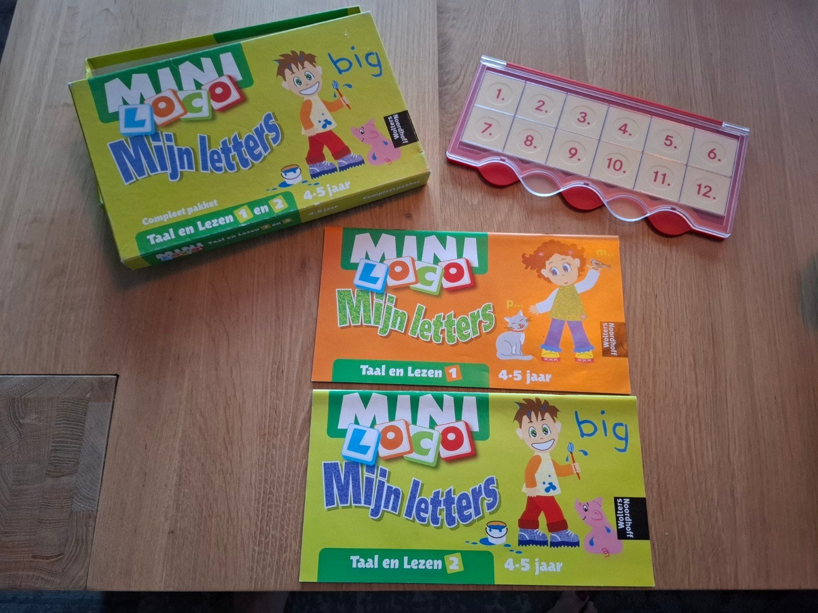 minilocodoos met 2 boekjes, Ophalen of Verzenden, Zo goed als nieuw, Taal en Lezen