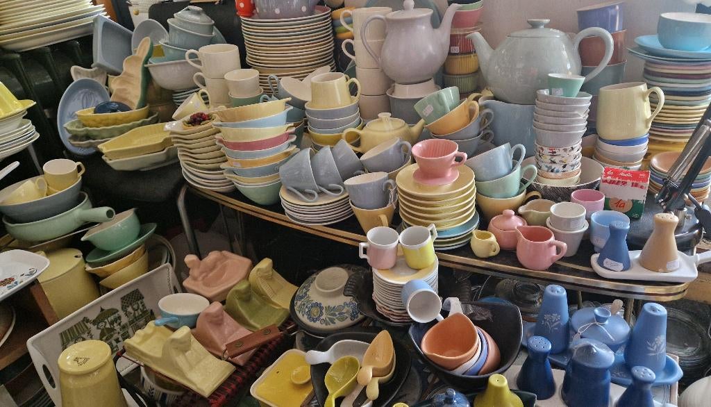 VERJAARDAGSKADO!? zoek uit PASTEL Petrus Regout Maastricht, Ophalen of Verzenden
