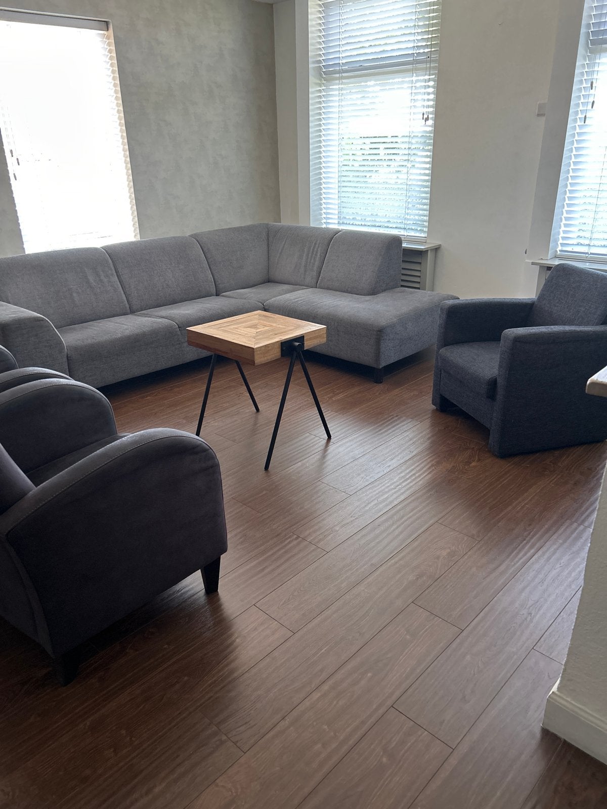 Grijze hoekbank met fauteuil, Ophalen, 250 tot 300 cm, Gebruikt, 100 tot 125 cm