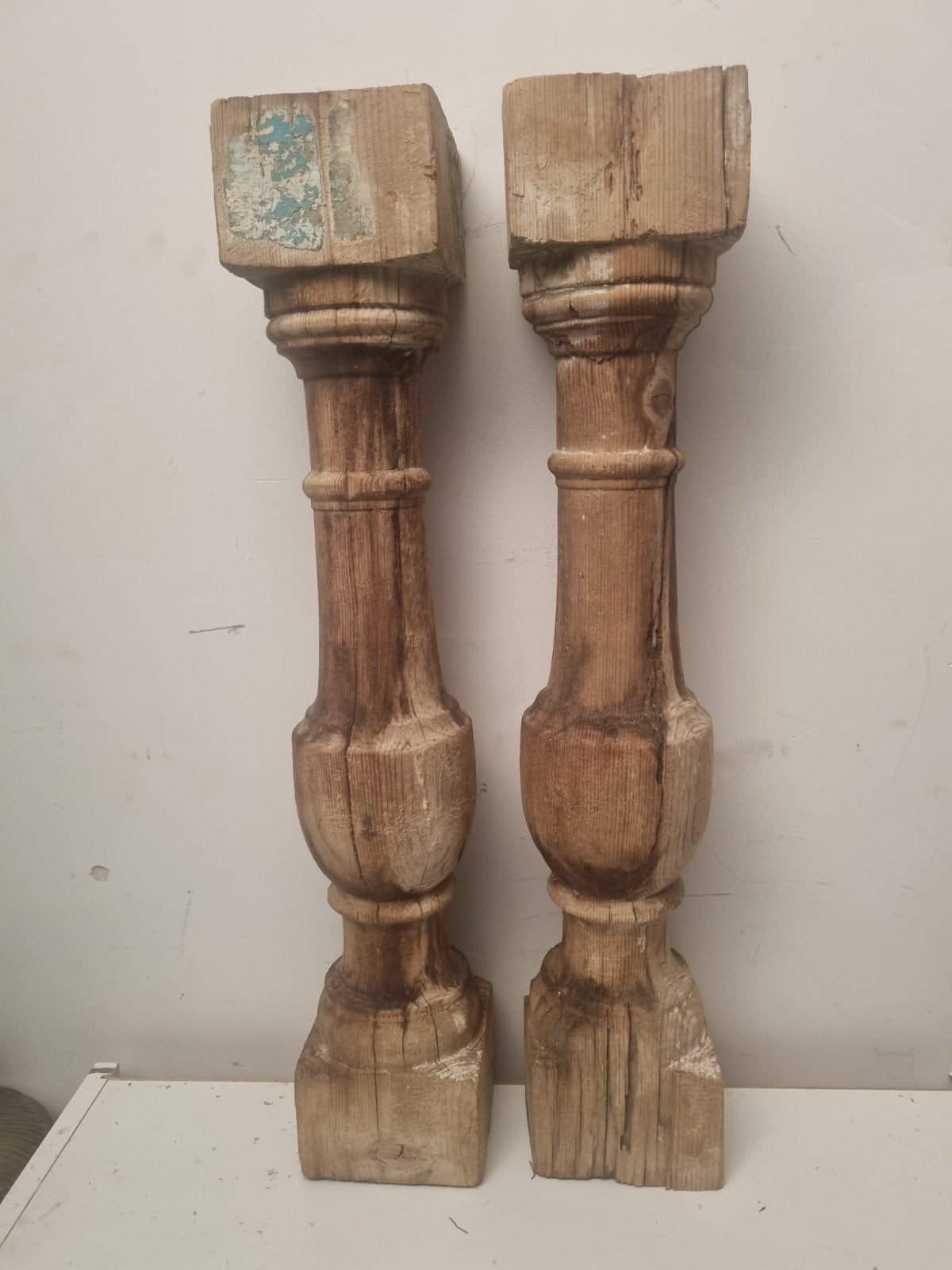 Te koop houten balusten, Huis en Inrichting, Woonaccessoires | Zuilen en Pilaren, Ophalen, Zo goed als nieuw