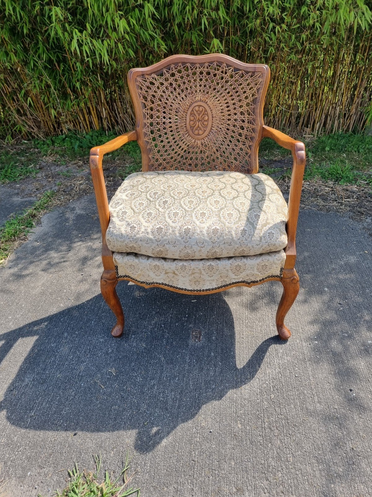Vintage Fauteuil Chippendale stijl met starburst webbing, Huis en Inrichting, Fauteuils, Ophalen, Gebruikt, 75 tot 100 cm, Chippendale