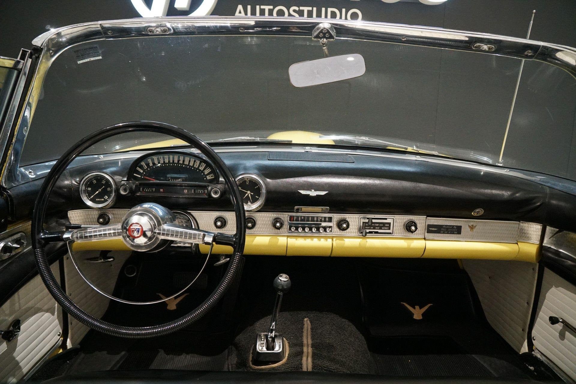 Ford Thunderbird CONVERTIBLE 4.8 V8 AUT. + HARDTOP, Auto's, Automaat, 4778 cc, Cabriolet, Bedrijf