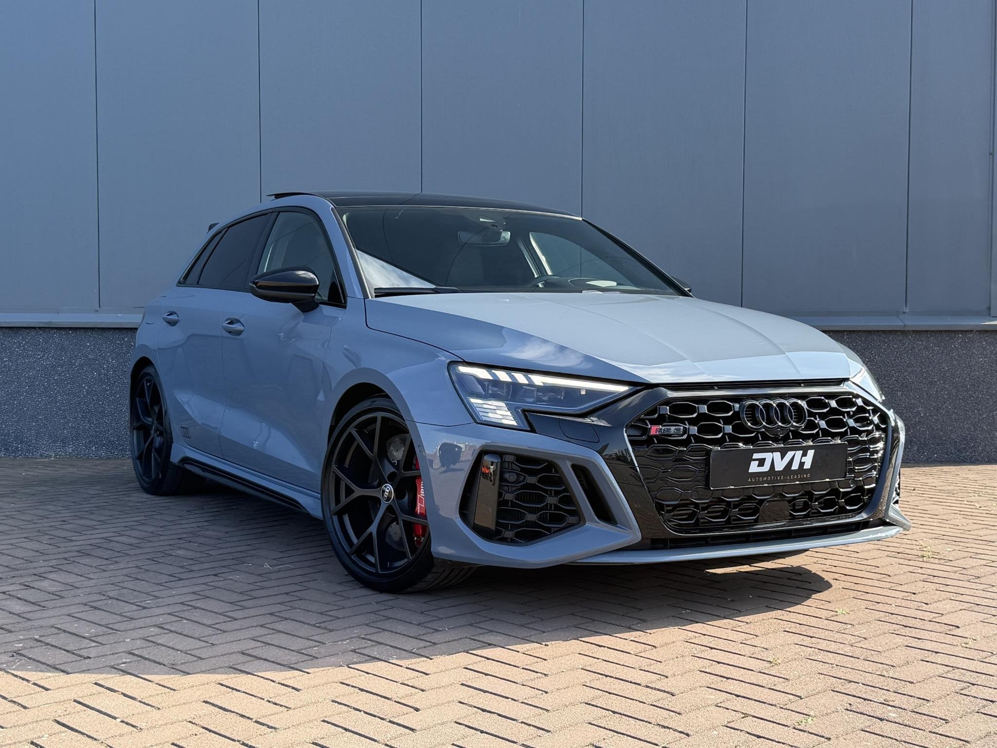 Audi RS3 2.5 TFSI quattro PANO | KERAMISCH | B&O | HUD, Auto's, Audi, Automaat, Dealer onderhouden, Gebruikt, RS3