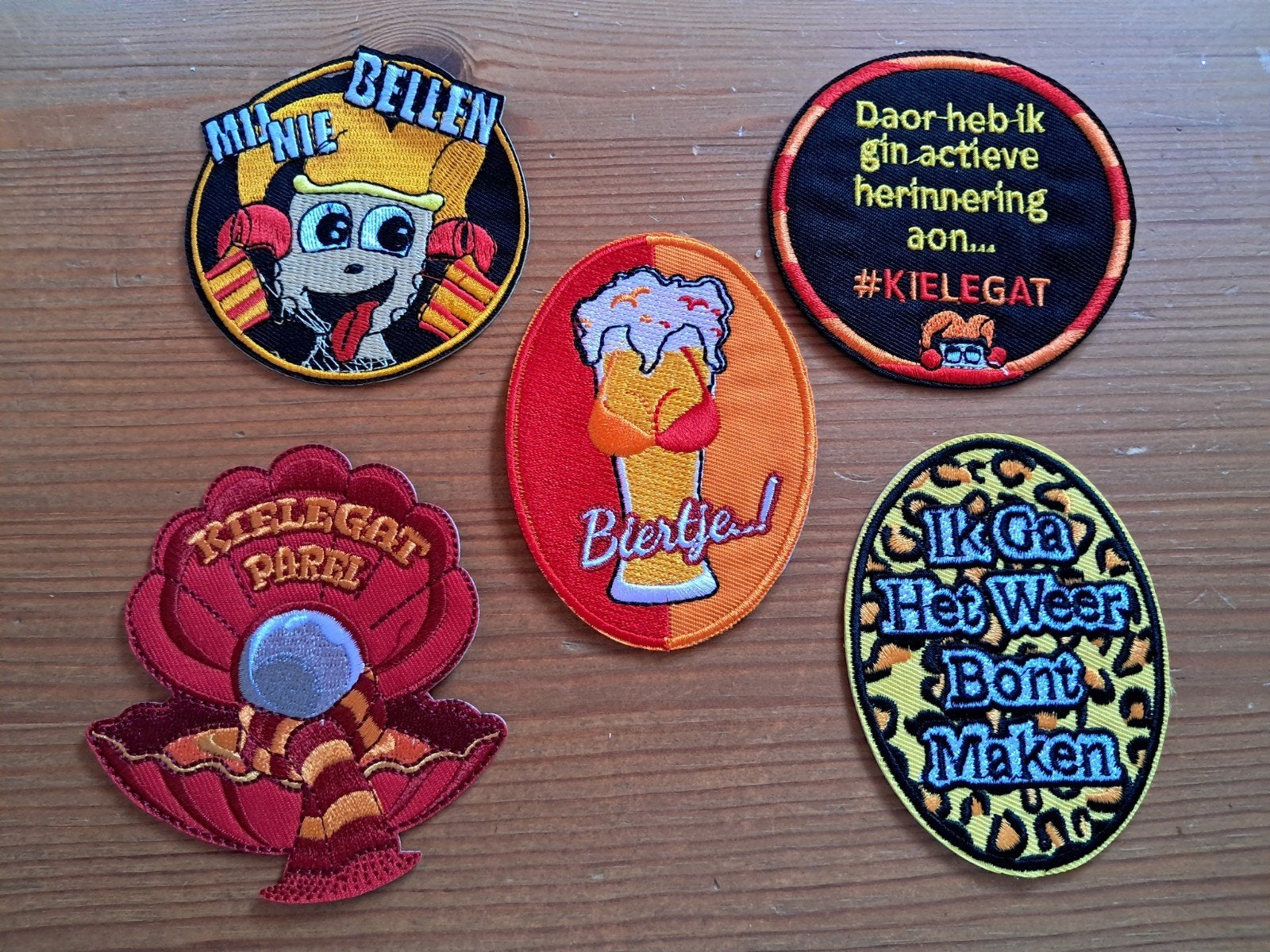 Kielegat carnaval emblemen, Ophalen of Verzenden, Nieuw, Carnaval, Accessoires