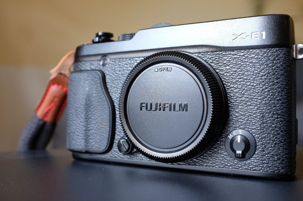 Fujifilm X-E1 body, mooi en zeer compleet, Audio, Tv en Foto, Ingebouwde flitser, Accu, 16 megapixels, Ophalen of Verzenden