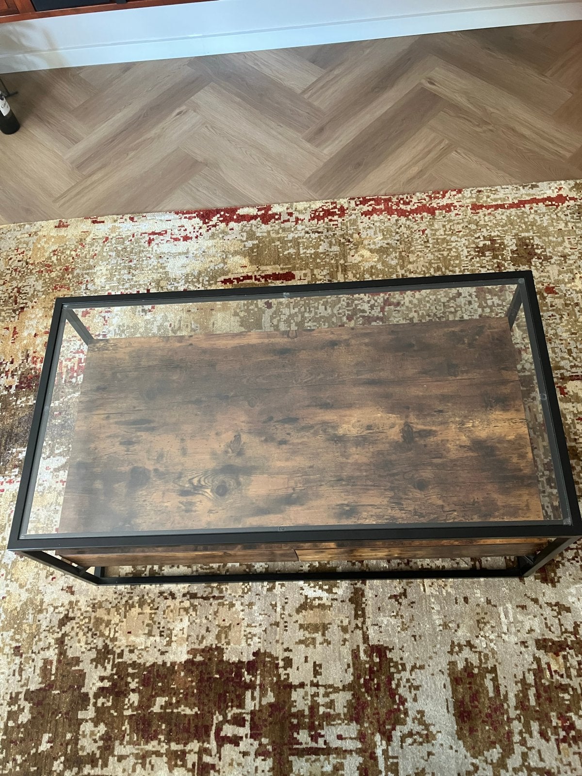 Zo goed als nieuwe salontafel met glasplaat en lades, Huis en Inrichting, Ophalen, 100 tot 150 cm, 50 tot 100 cm, Glas