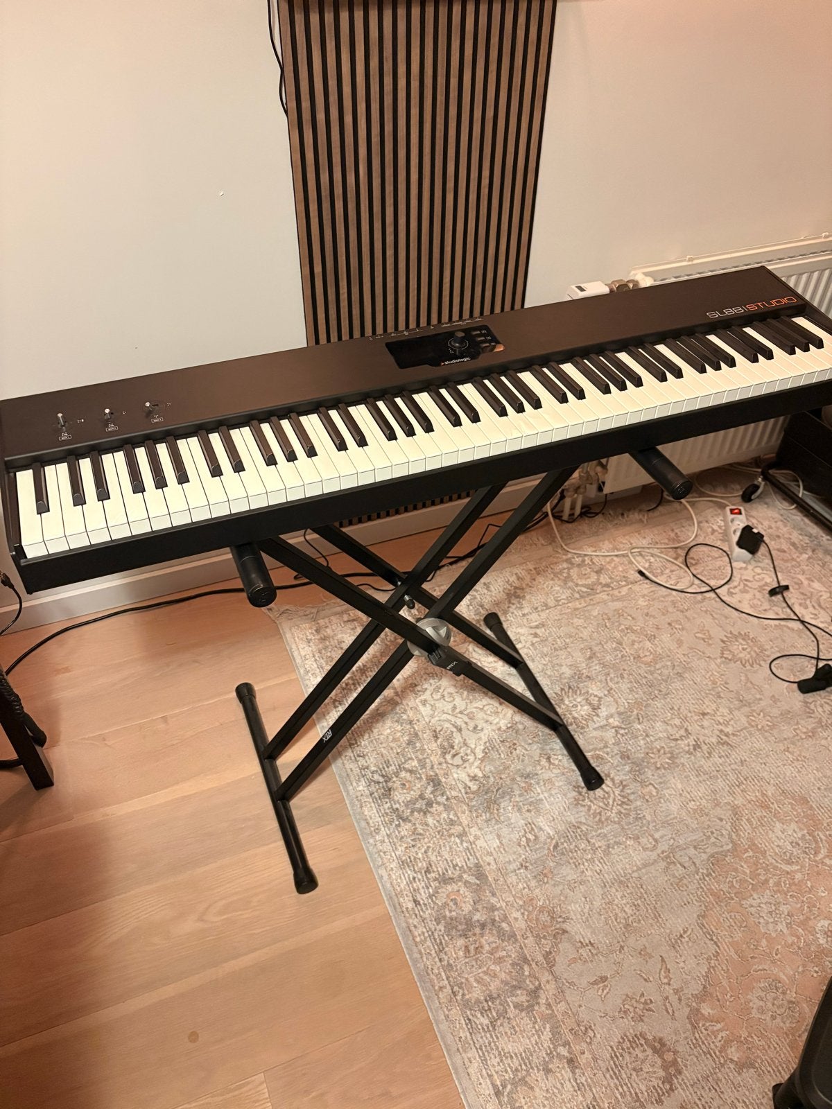 Studio Logic SL88 Studio MIDI piano + statief + sustain, 88 toetsen, Zo goed als nieuw, Met standaard, Ophalen