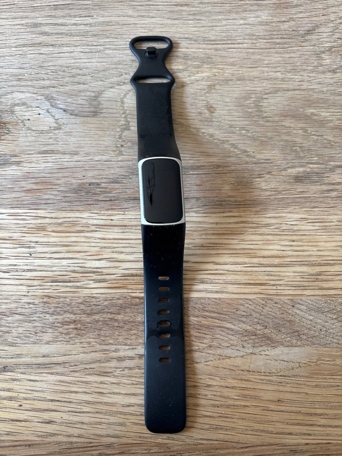 Fitbit Charge 5 - Zwart (geen lader), Ophalen of Verzenden, Gebruikt, Zwart