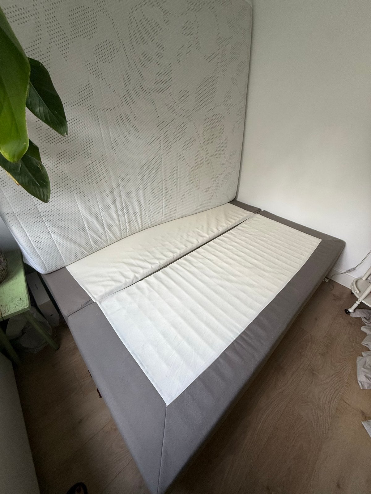 IKEA Espevär bedframe met lattenbodem+binnenvering 160x200, Ophalen, Gebruikt, Tweepersoons, 200 cm