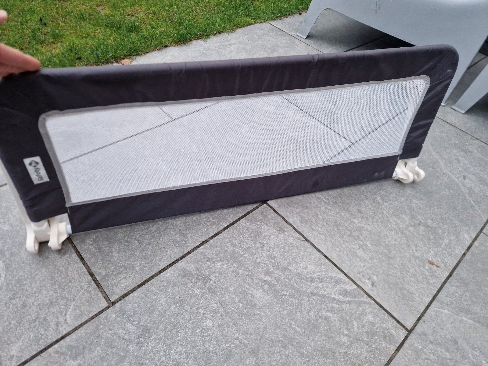 Safety 1st bedhekje, opvouwbaar, grijs, Kinderen en Baby's, Traphekjes, Overige materialen, Gebruikt, Overige typen, 100 tot 115 cm
