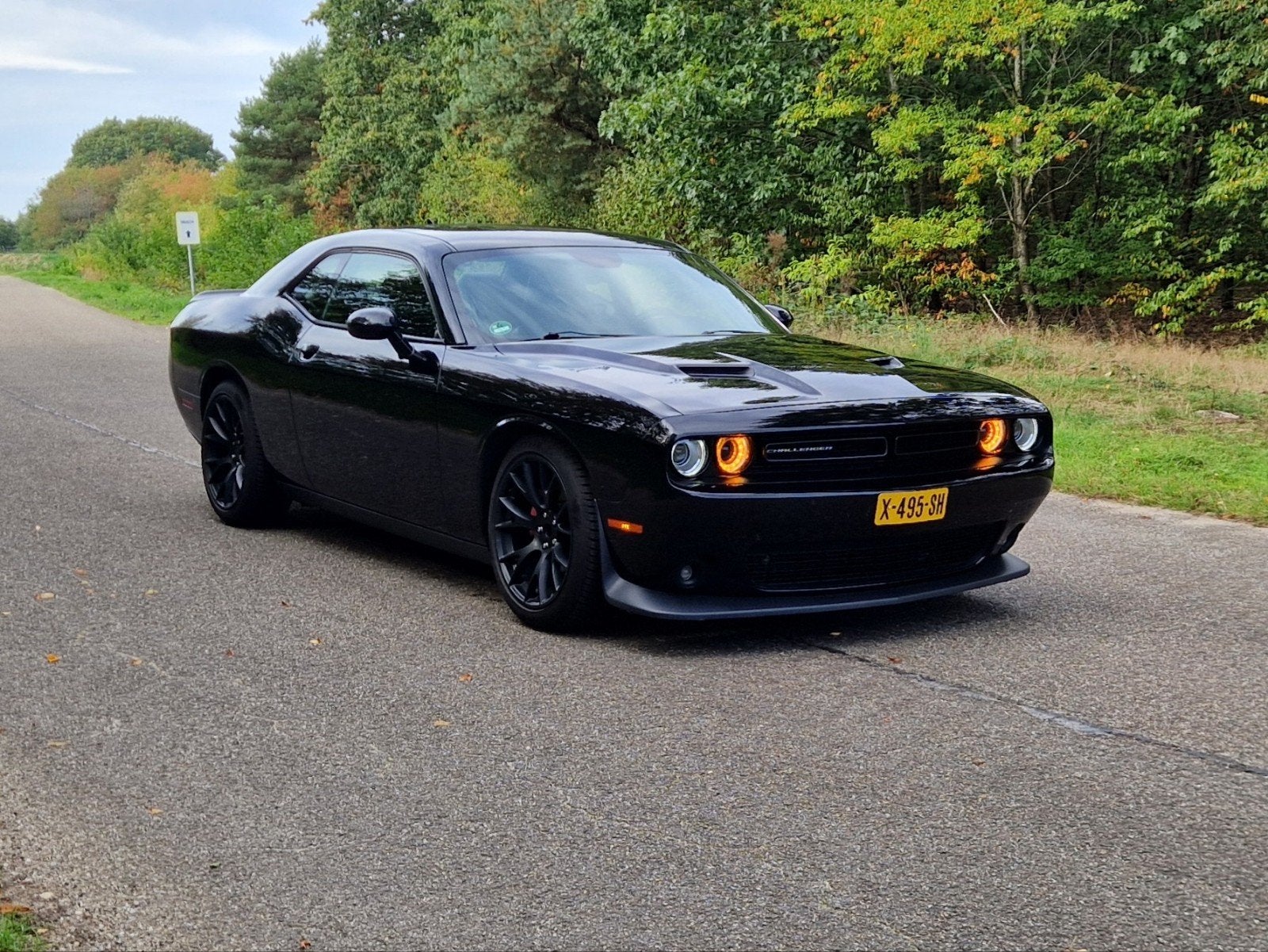 Dodge Challenger sxt plus track pack, Auto's, Automaat, 309 pk, Achterwielaandrijving, Zwart