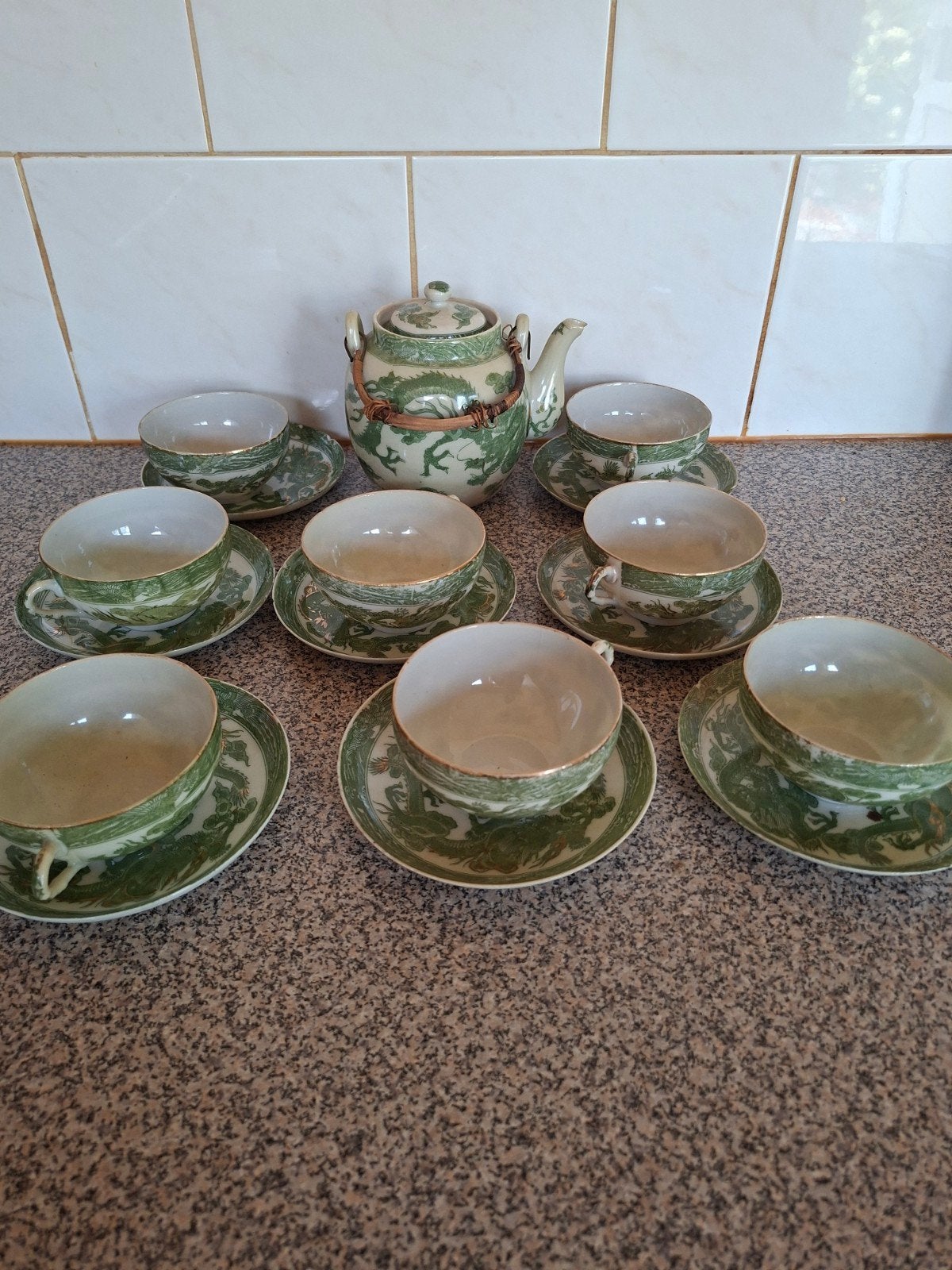 Vintage Chinees theeservies met drakenmotief, Antiek en Kunst, Antiek | Servies compleet, Ophalen