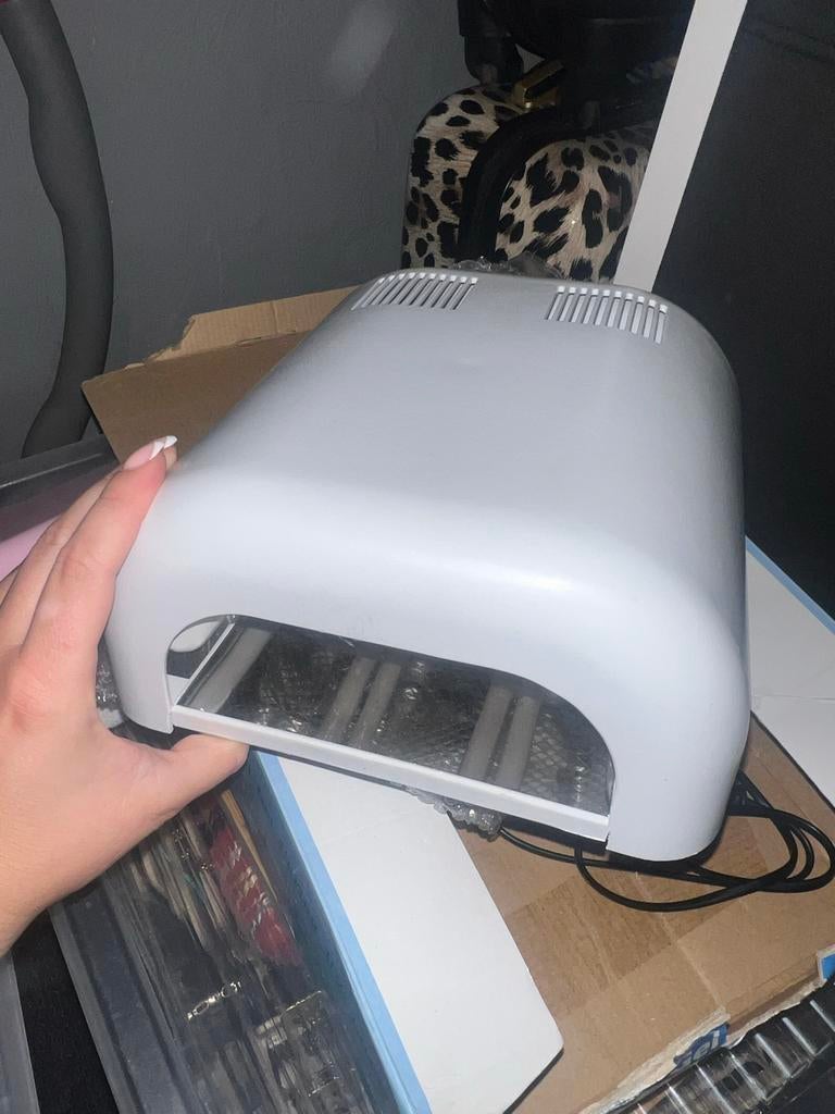 UV nagel lamp, Witgoed en Apparatuur, Persoonlijke-verzorgingsapparatuur, Ophalen