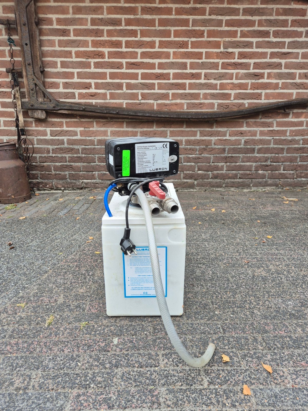 ik weet niet of hij het doet Lubron Miniline Bouter wateron, Ophalen, Niet werkend, Waterontharder met zout
