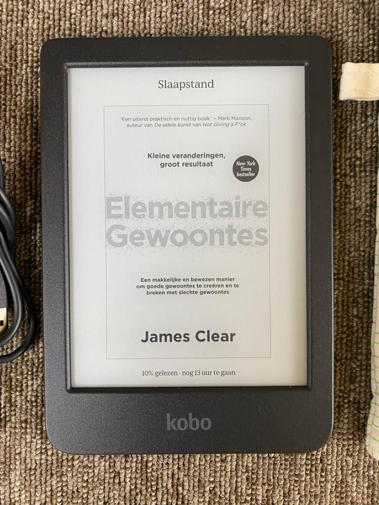 Kobo Clara HD e-reader met hoesje en kabel, Ophalen of Verzenden, Zo goed als nieuw, 16 GB of meer, Touchscreen