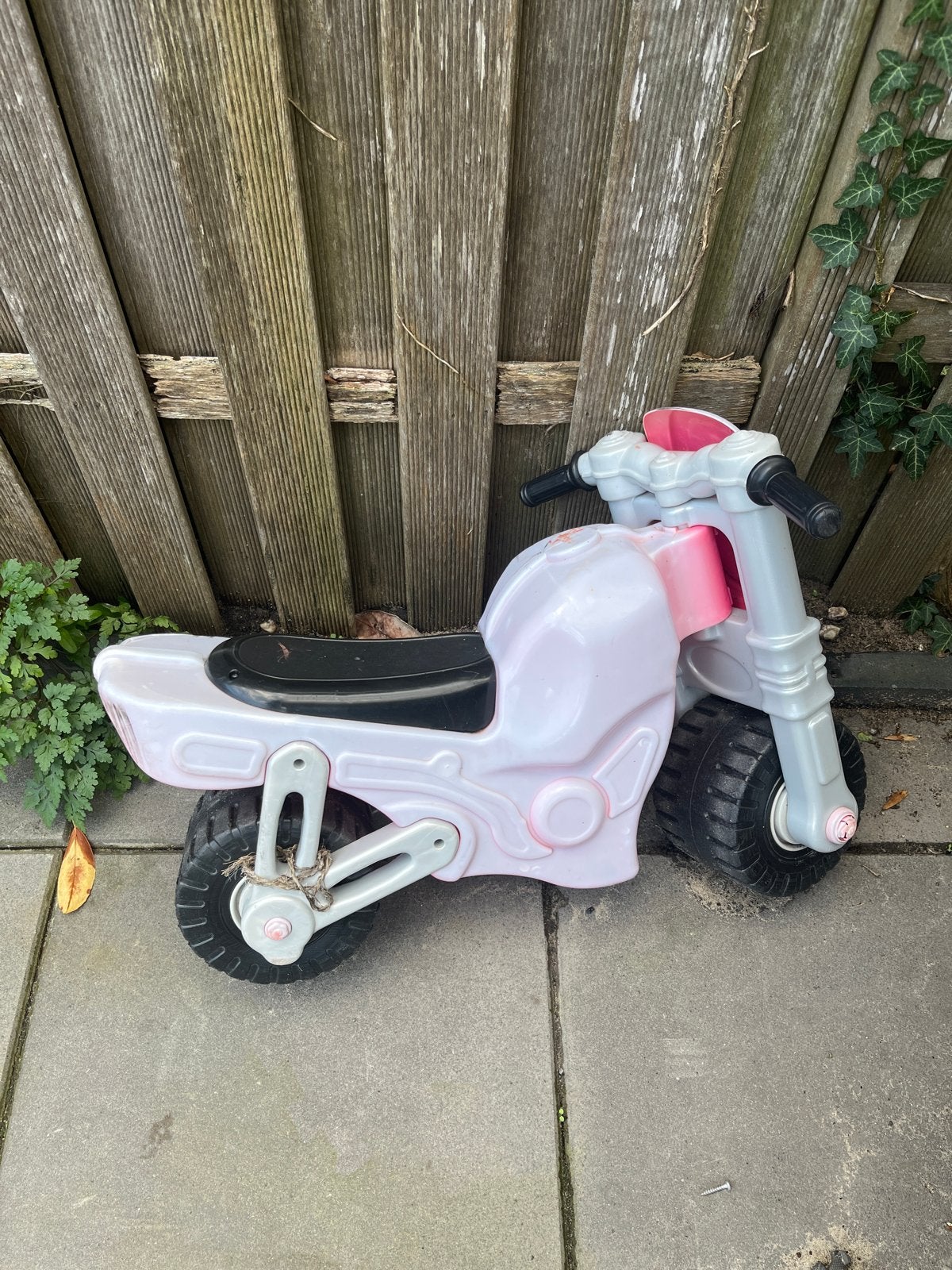 Roze loopmotor voor kinderen - Gebruikt, Ophalen, Gebruikt, Loopfiets