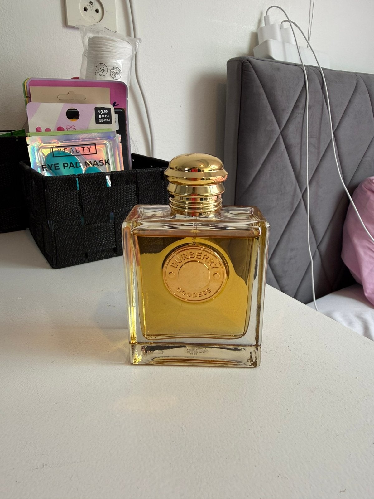 Burberry goddess 100 ml, Ophalen of Verzenden, Zo goed als nieuw