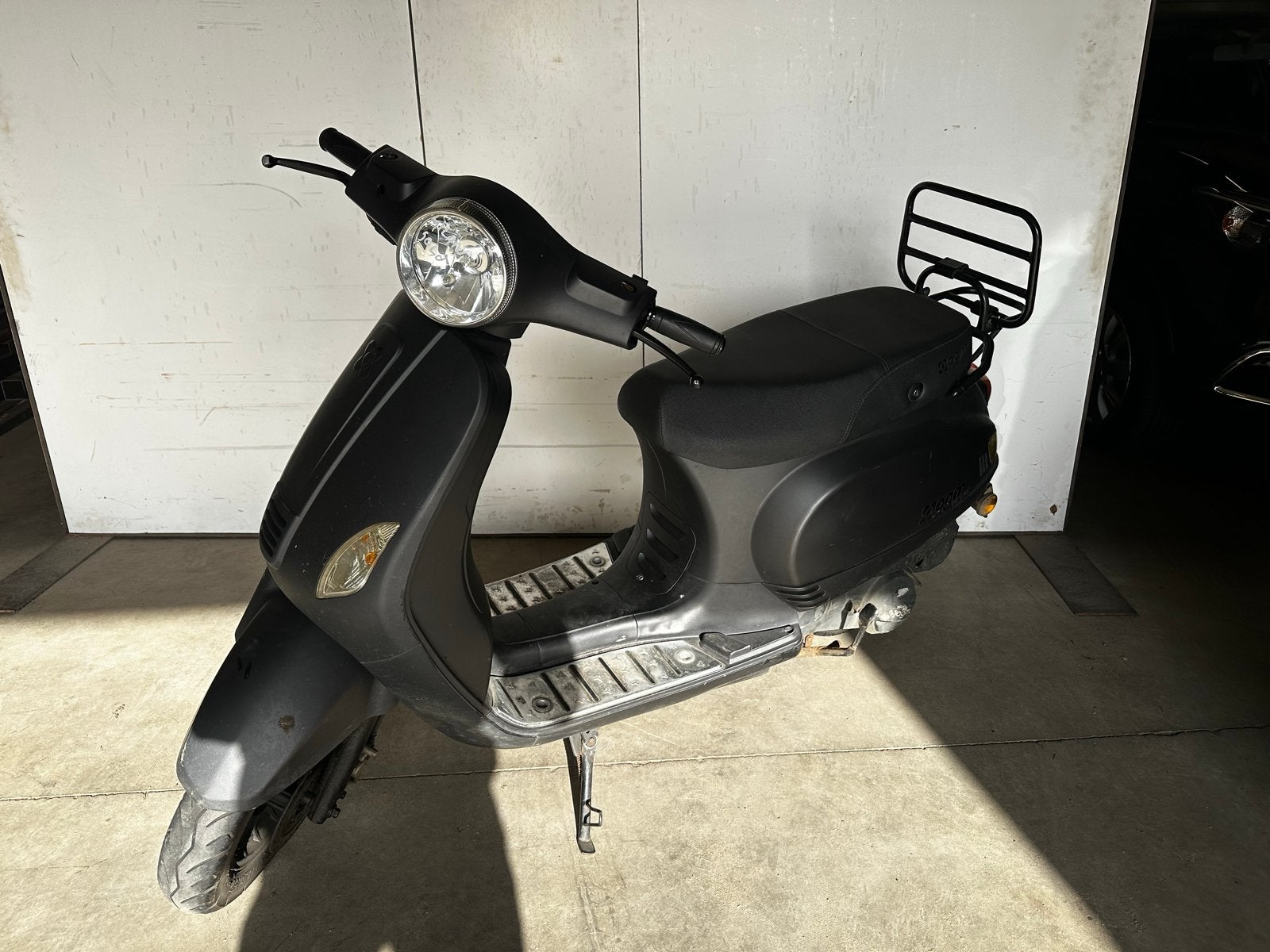 Nette Riva motorscooter 125cc - Start altijd direct, Fietsen en Brommers, Ophalen, Gebruikt, Maximaal 45 km/u, 125 cc