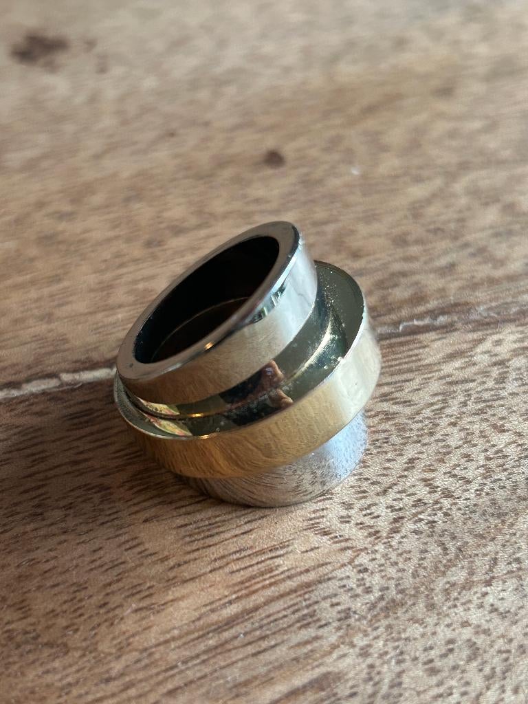 Grote ZARA statement ring kleur zilver met goud combi, Gebruikt, Ophalen of Verzenden, 17 tot 18, Dame