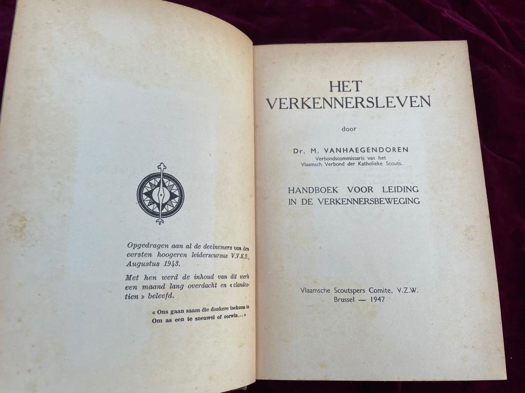 Het Verkennersleven, handboek voor leidinggevende verkenners, Verzamelen, Scouting, Ophalen of Verzenden, Zo goed als nieuw, Boek of Tijdschrift
