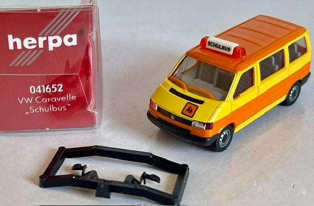 Herpa 041652: Volkswagen VW T4 Caravelle Schulbus, Ophalen of Verzenden, Zo goed als nieuw, Auto, Herpa