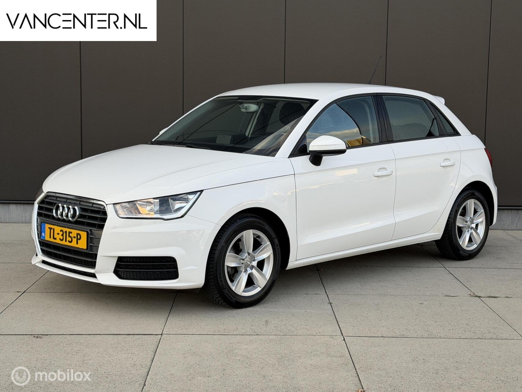 Audi A1 Sportback 1.0 TFSI 95PK Airco Cruise Navigatie Wit, Auto's, Voorwielaandrijving, Stof, 95 pk, 4 stoelen