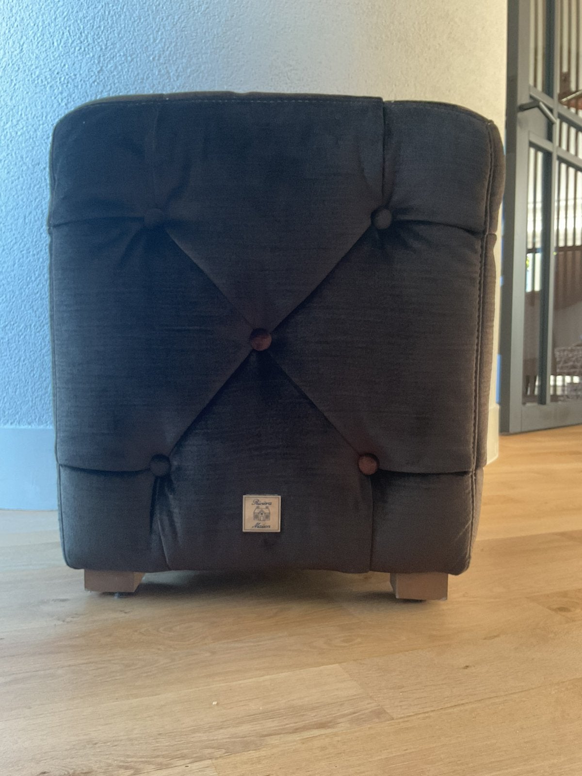 Hocker/ bijzettafel, Ophalen, Vierkant, Minder dan 50 cm, Zo goed als nieuw