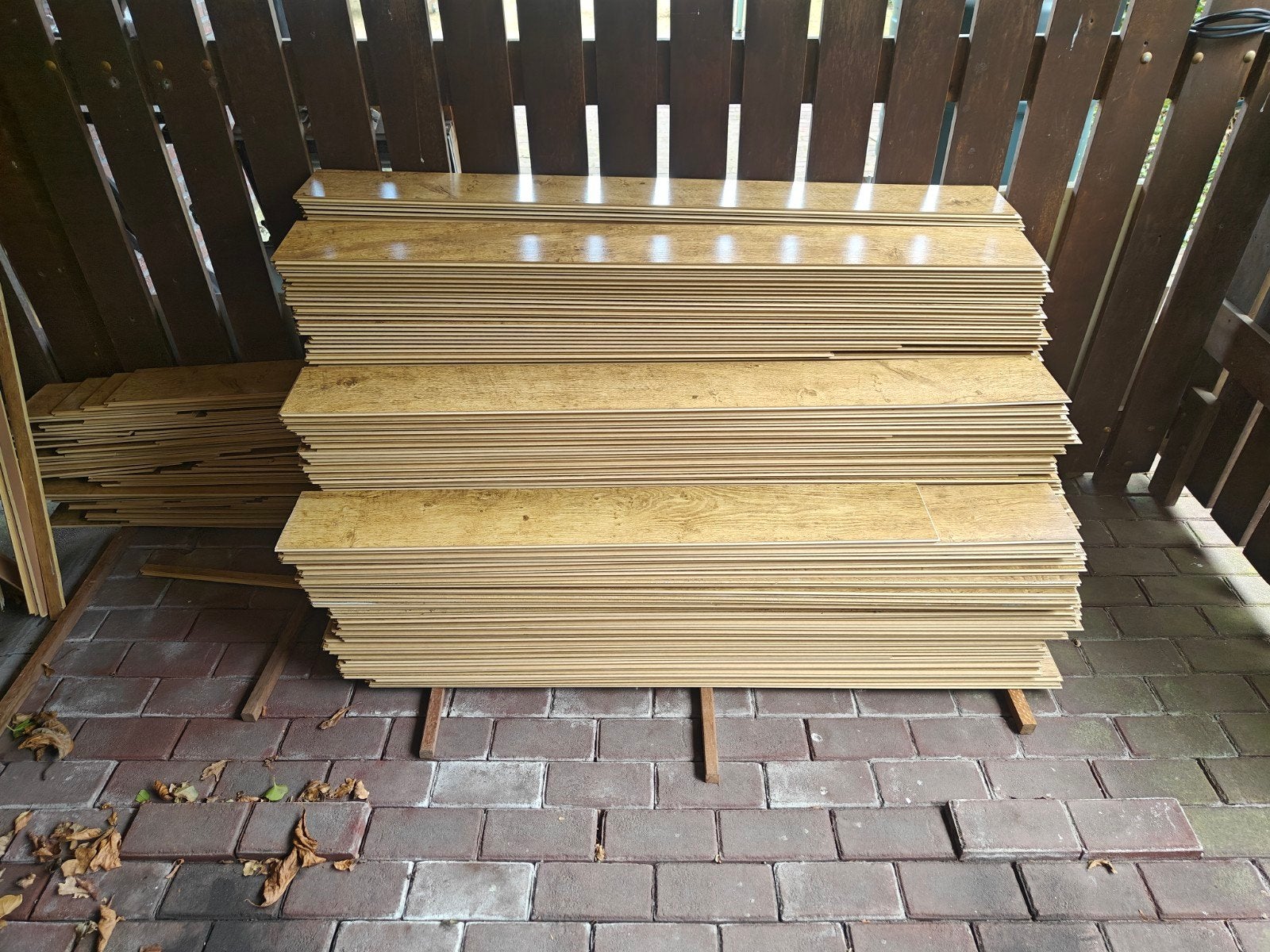 Laminaatvloer, ongeveer 50 m2, gratis af te halen, Ophalen, Gebruikt, 50 tot 150 cm, 10 m² of meer