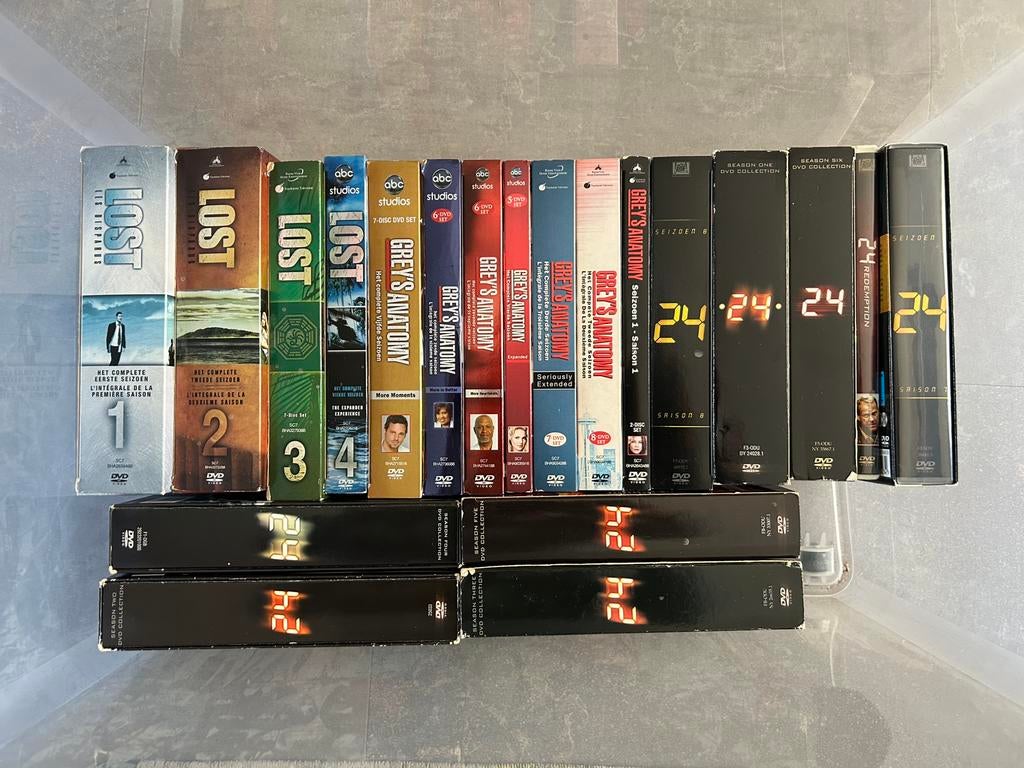 Verzameling partij DVD’s TV series, Ophalen, Zo goed als nieuw