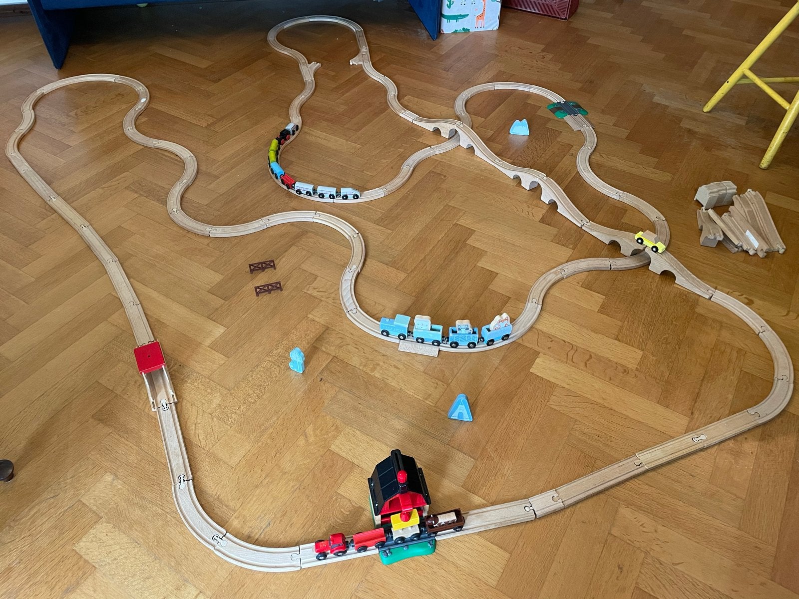 Grote houten treinbaan set: Brio, Little Dutch, IKEA, Kinderen en Baby's, Speelgoed | Houten speelgoed, Ophalen of Verzenden, Gebruikt