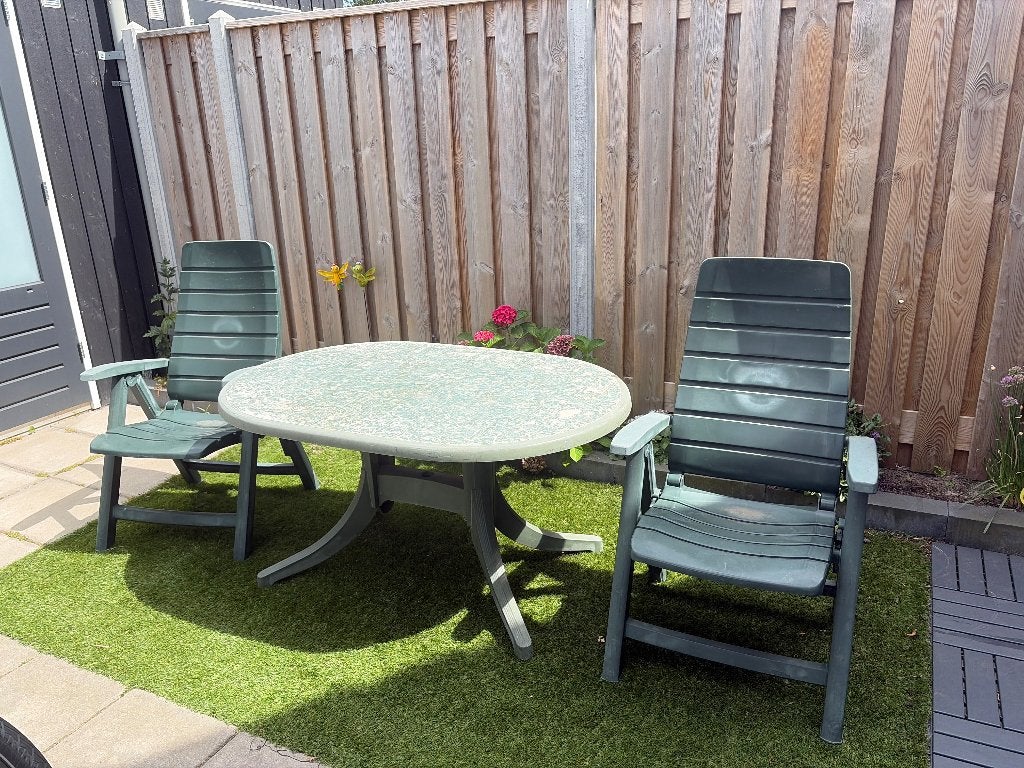 Tuintafel met stoelen, Kunststof, Gebruikt, Tuinset, Eettafel