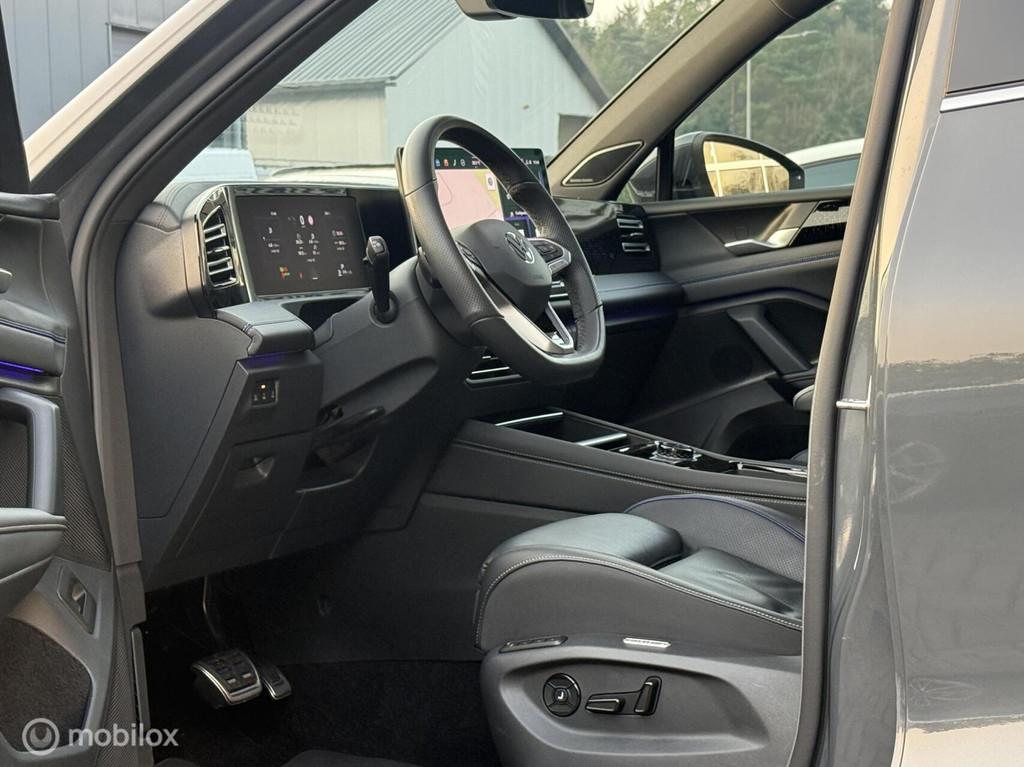 Volkswagen Tiguan 1.5 eTSI R-Line Exclusive 20'-Pano-H&K-IQ, 1498 cc, Zwart, 4 cilinders, Leder
