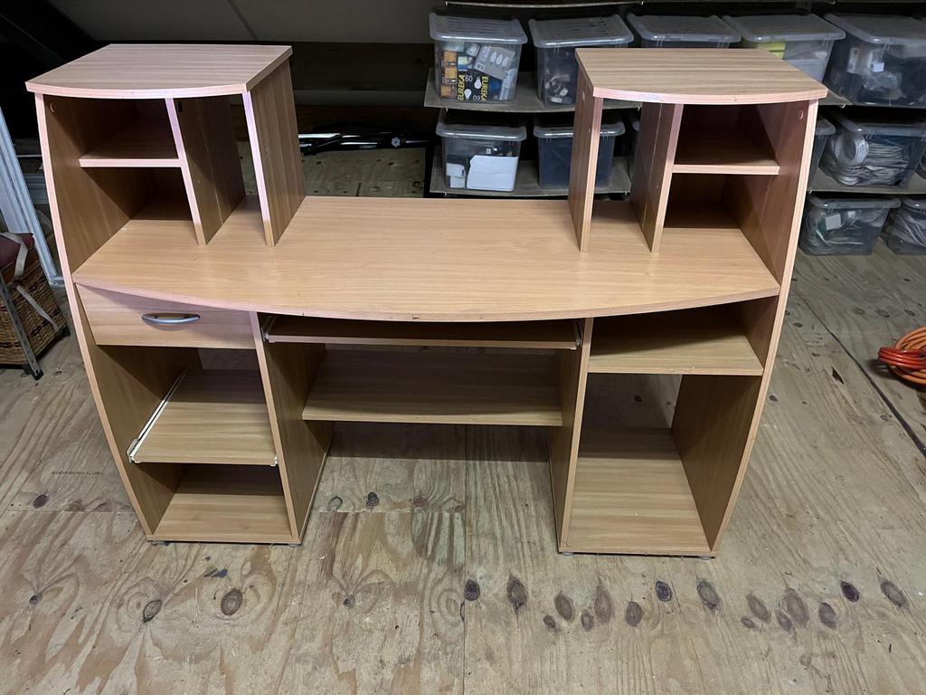 Bureau 140 x 55 met laden en schuifplank totale hoogte 108, Huis en Inrichting, Ophalen of Verzenden, Zo goed als nieuw